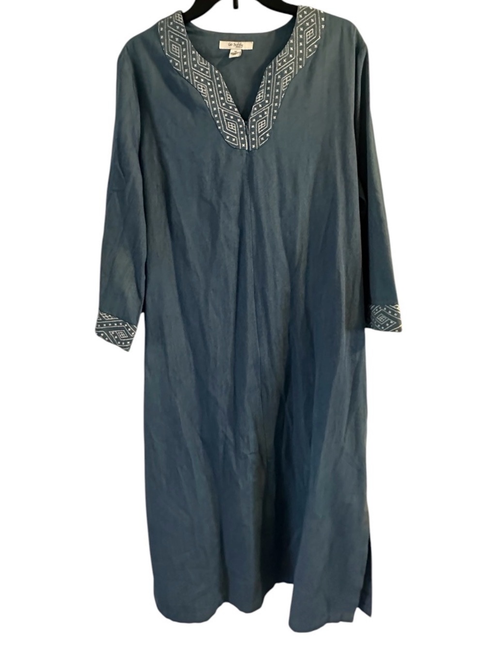 Go Softly Patio Blue House Dress Muumuu Womens M Chambray Embroidered White Maxi